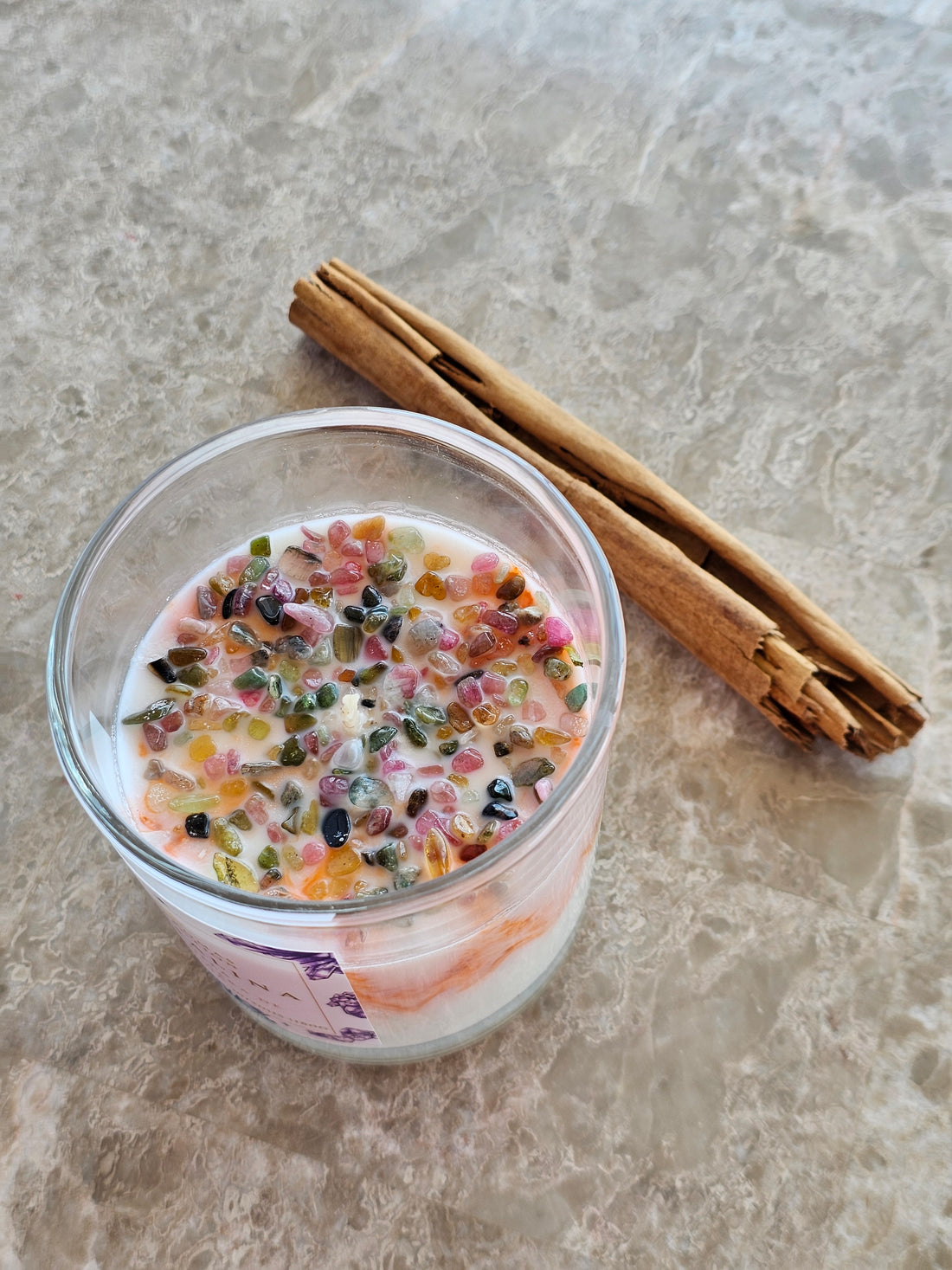 ¡El Truco de la Vela para Mantener los Mosquitos a Raya!