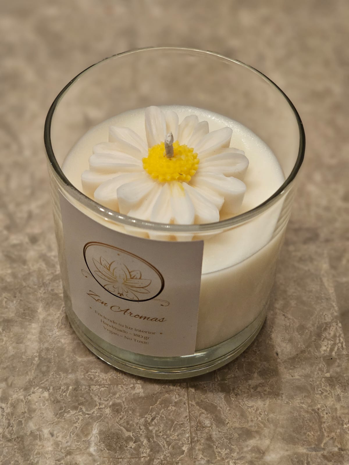 Cómo cuidar una vela de soja desde su primer uso: Guía para disfrutarla al máximo